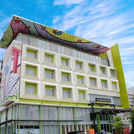 Maxonehotels.Com At Vivo Palembang Exteriör bild