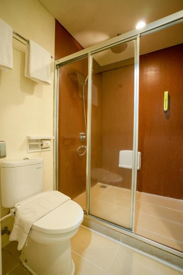 Maxonehotels.Com At Vivo Palembang Exteriör bild