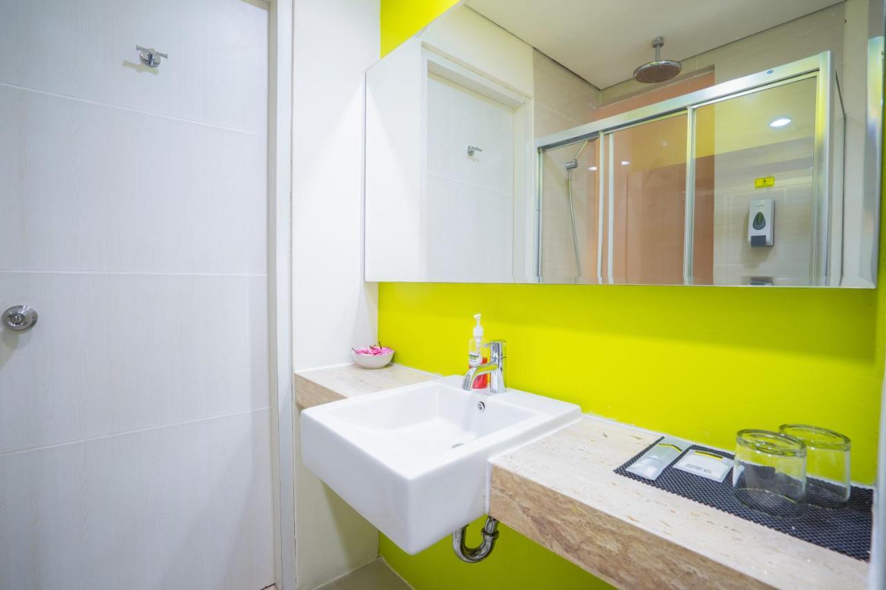 Maxonehotels.Com At Vivo Palembang Exteriör bild