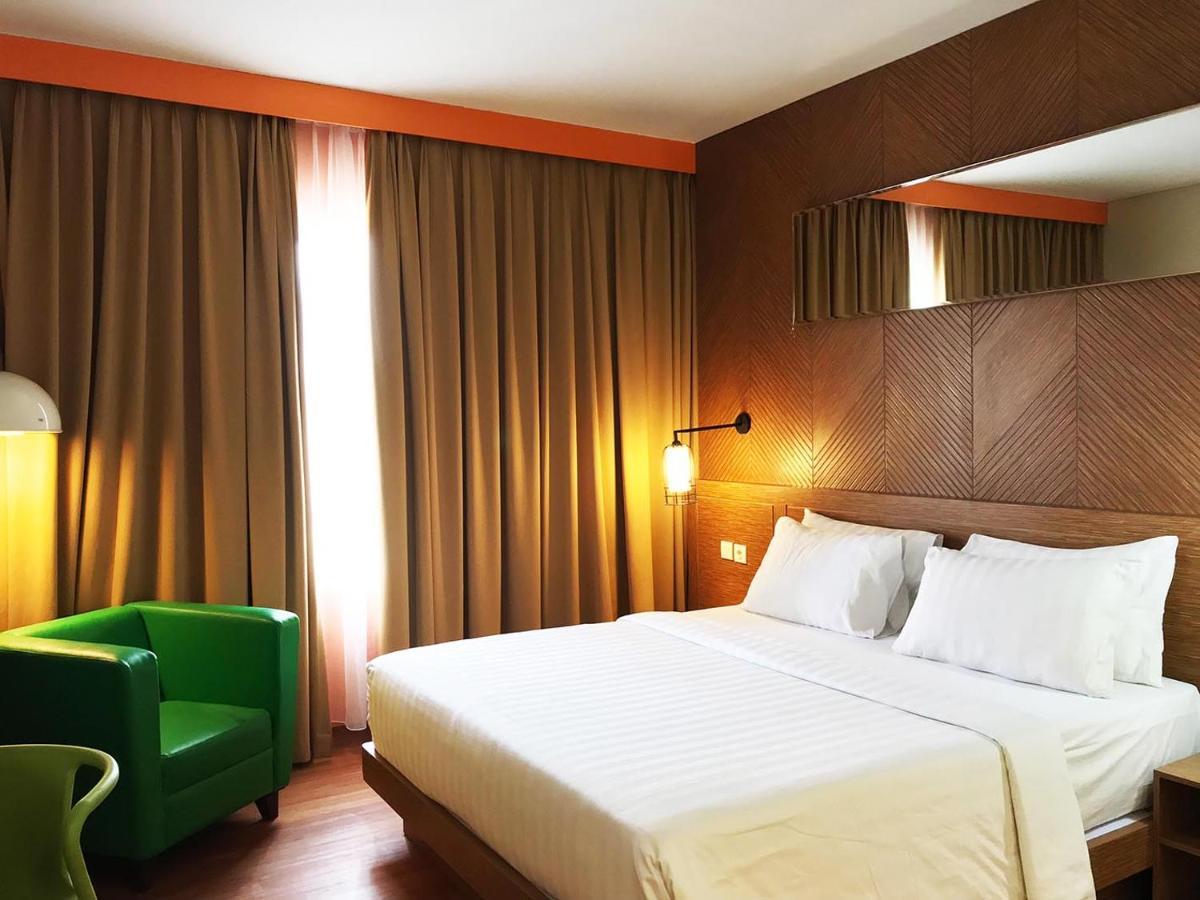 Maxonehotels.Com At Vivo Palembang Exteriör bild